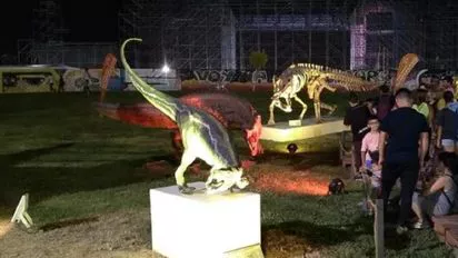 dinosaurios-fiesta-nacional-del-soljpg