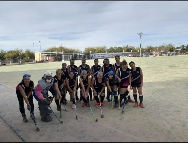 348599893_2112314398979784_2003573606981924061_n