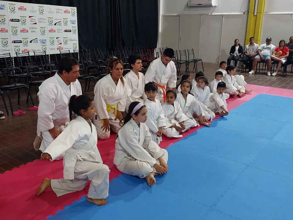 400673579_740849694736656_6023499684972170549_n