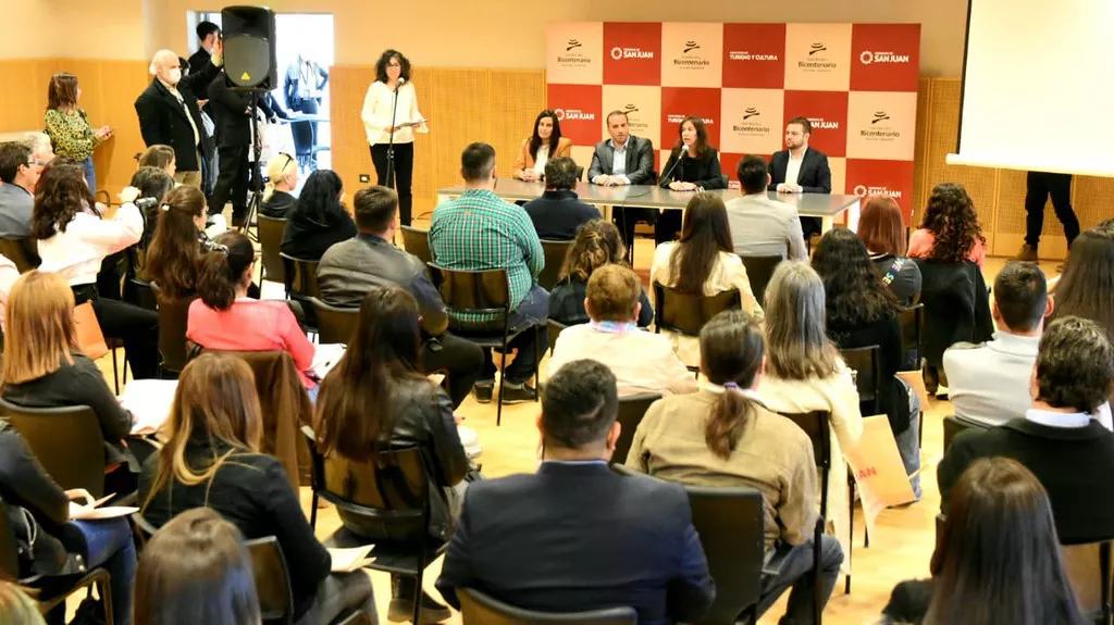 52324755658_ccf83a772f_b