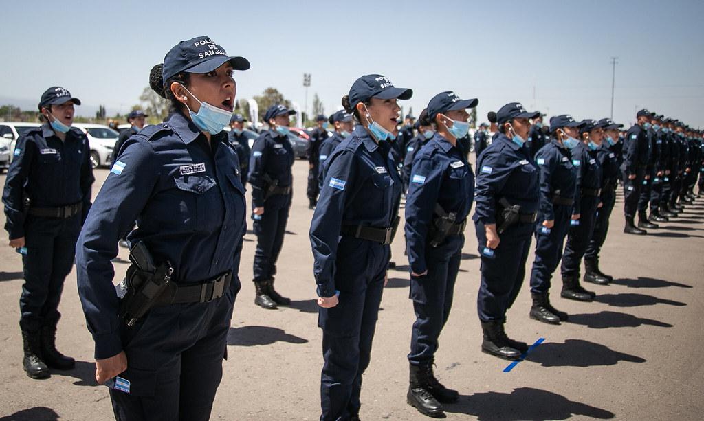 51593106249_f5dcb1ebcc_b