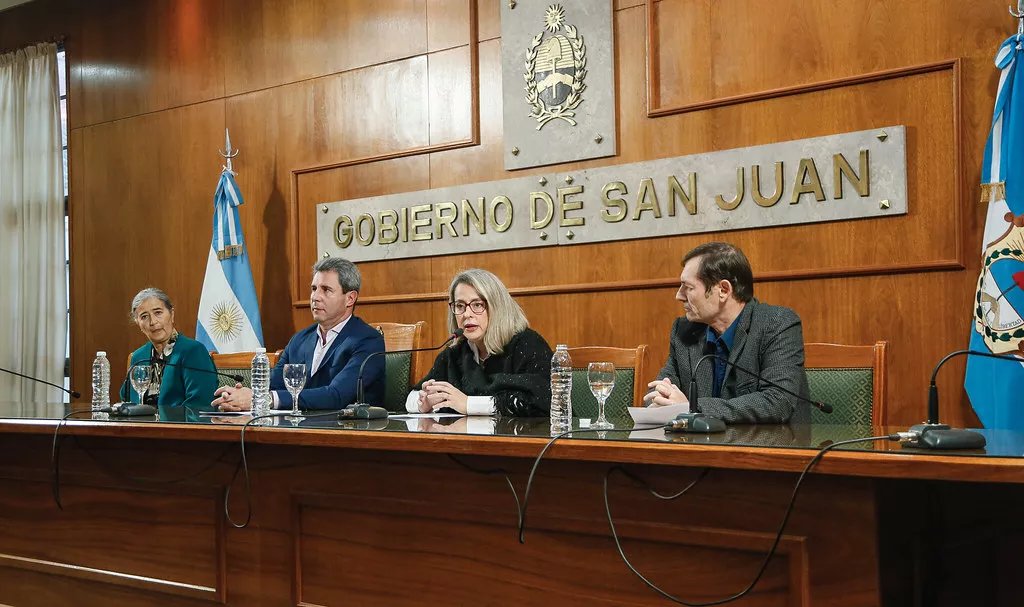 52830021423_ddab758884_b