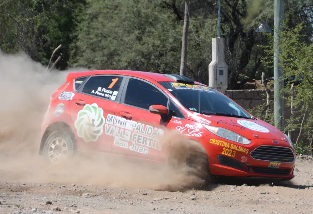 330789066_1329573377833793_1515362069253505930_n