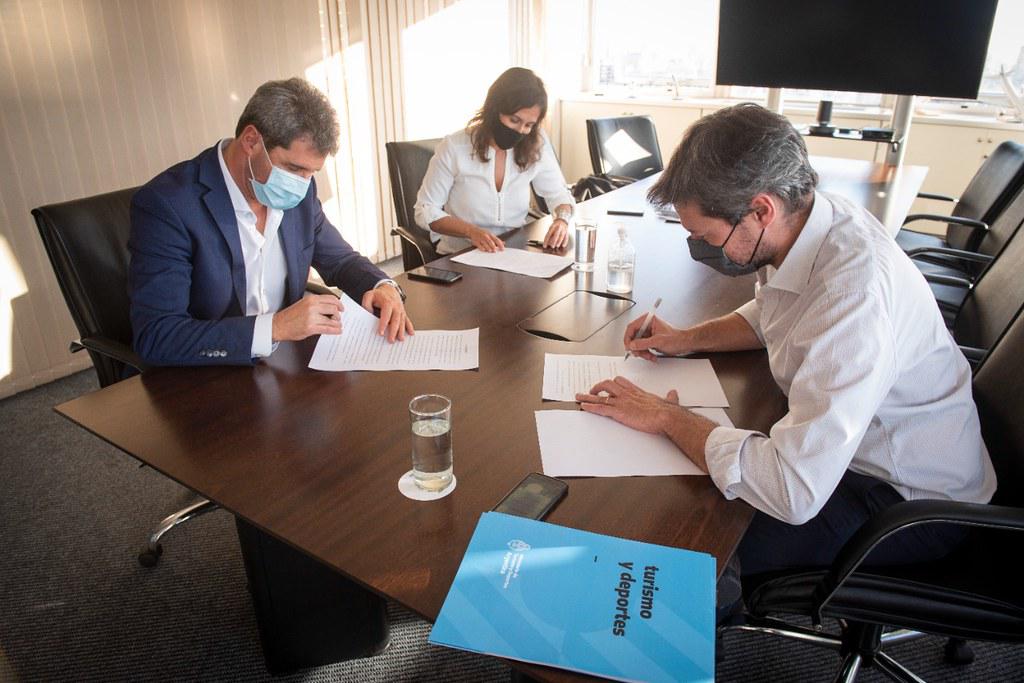 51235469255_ce83b40217_b