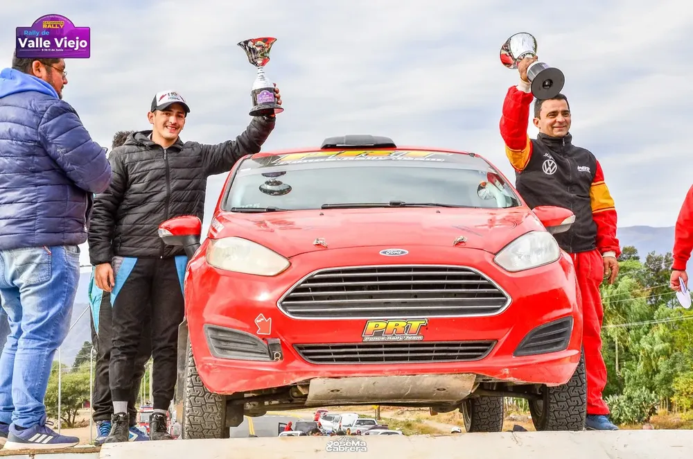 353822105_861991422111096_2643095465716287106_n