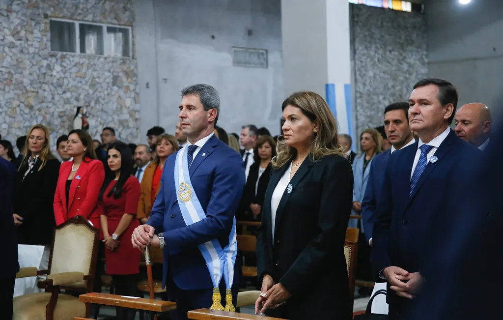 52925199867_9cd41c7621_b