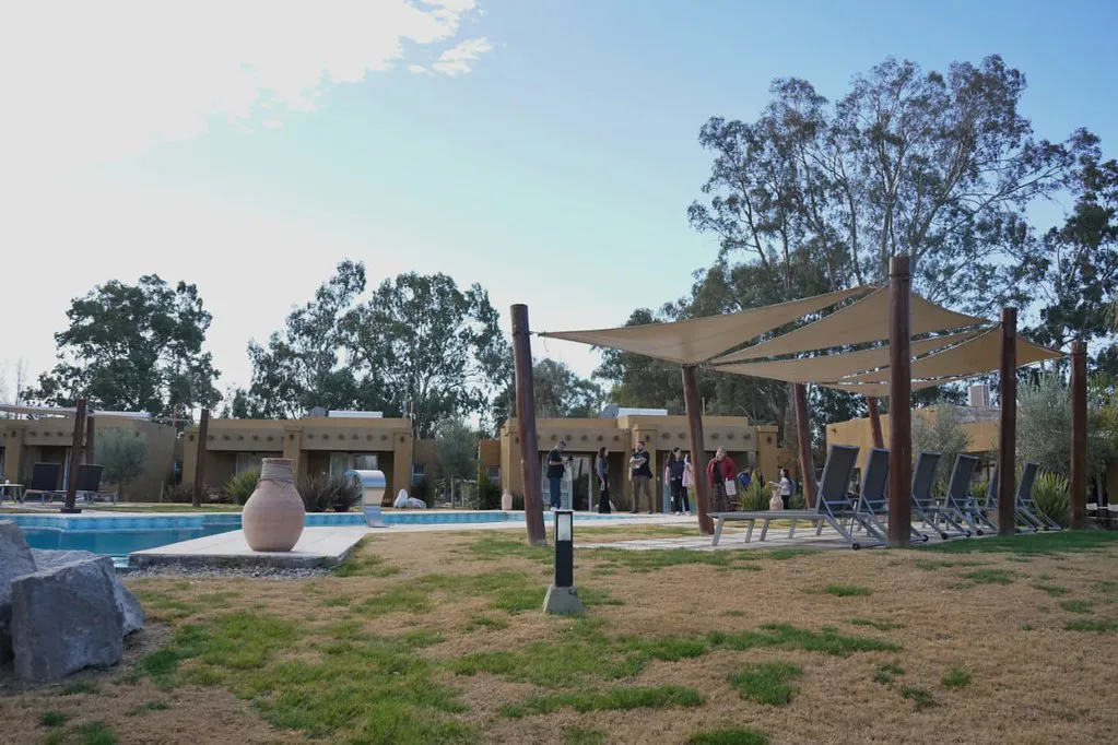 53007004913_a8646aebab_b