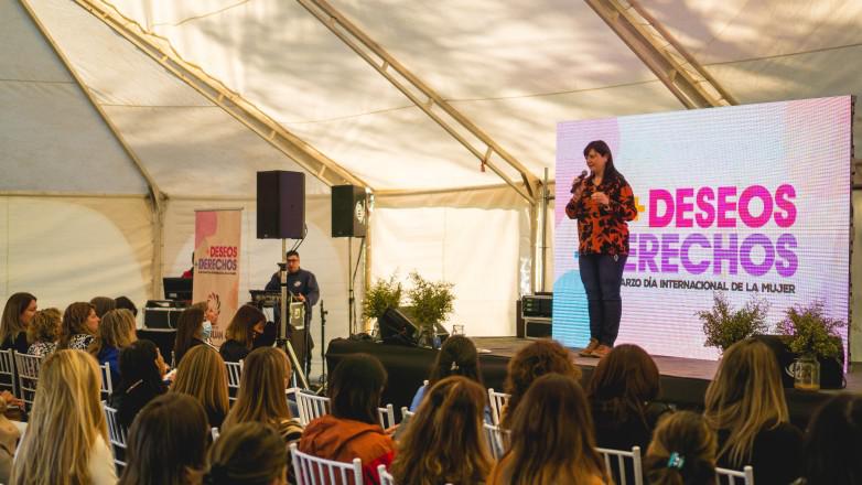 3a08cc1cd72cc148d1746d741b05a8d6_L