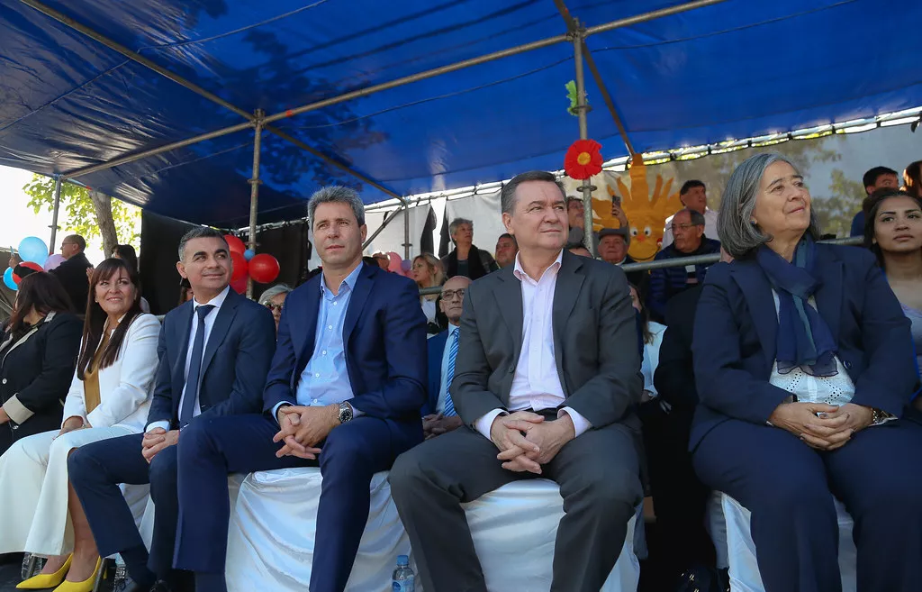 52381026008_fd9ea51940_b