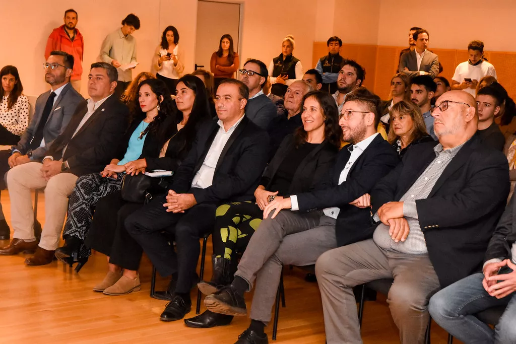 343705505_615098216910162_5005309325097188346_n