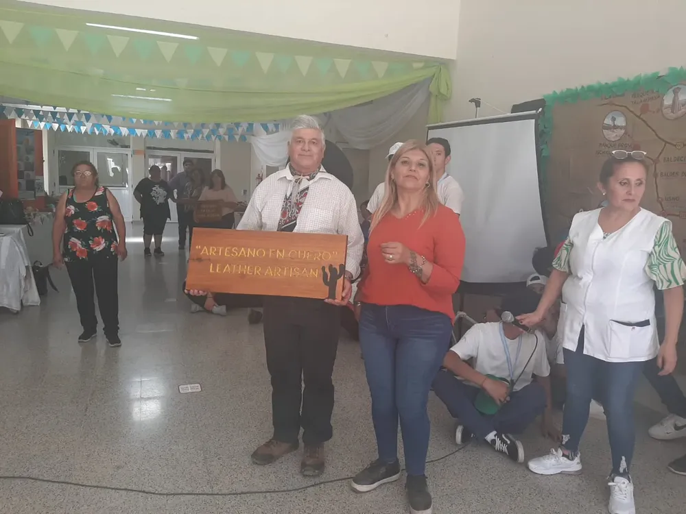 b7f72d4e-4760-452b-ac83-80d105a901de