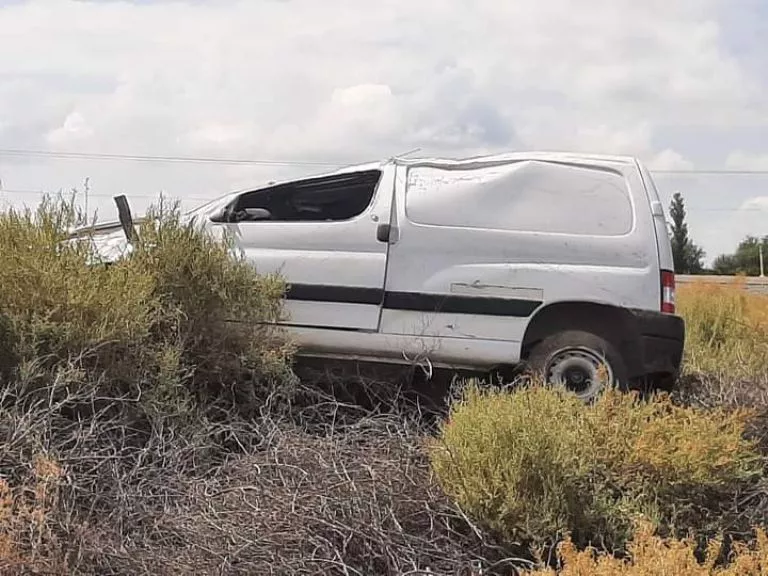 f768x1-335017_335144_5050