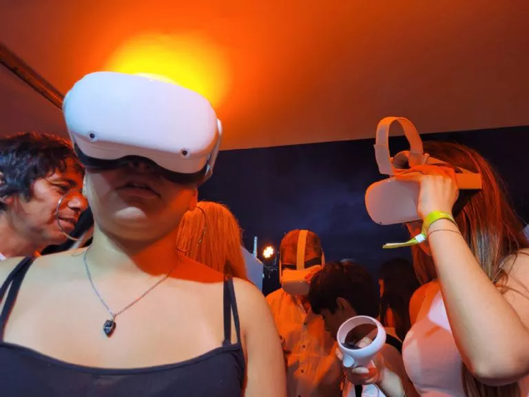 f768x1-332948_333075_5050