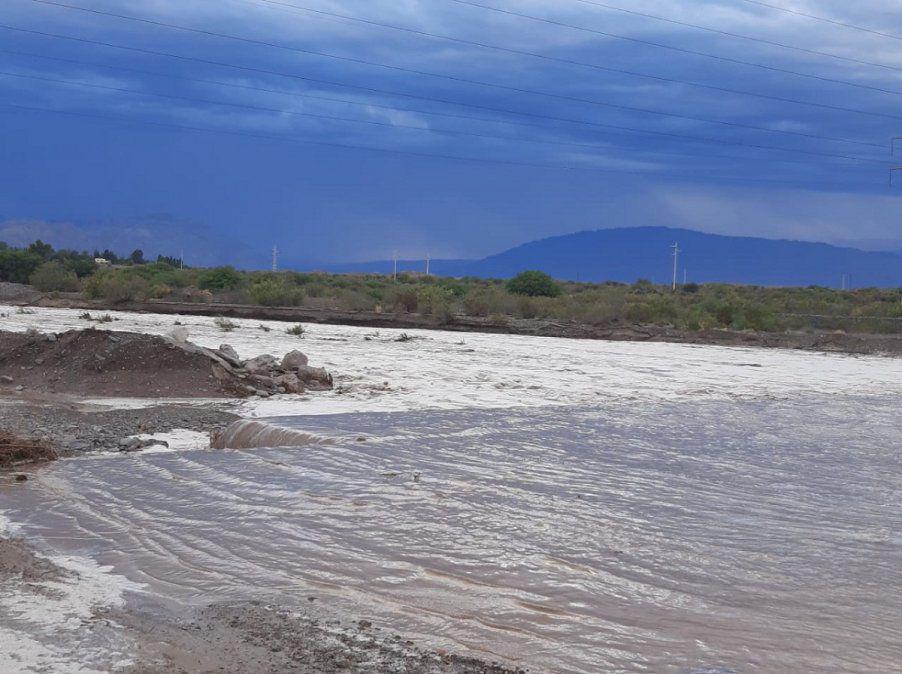 creciente-rio-blanco-ullum-2jpeg