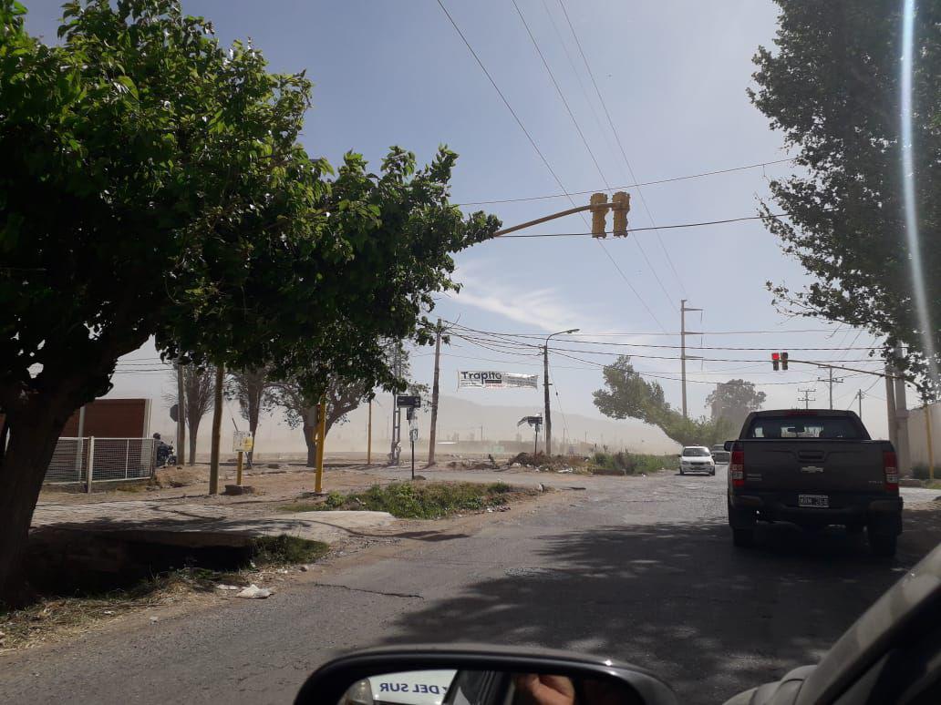 20200929074640d9bafae605cbfa01ad25927a4a195674