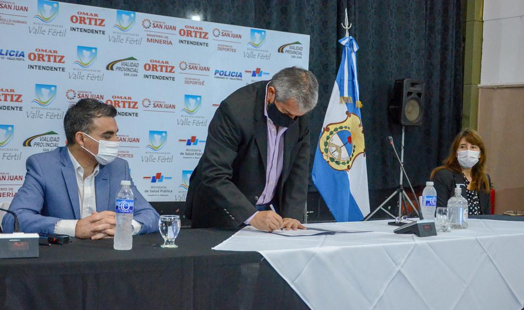 50617501238_97556a5e3f_b