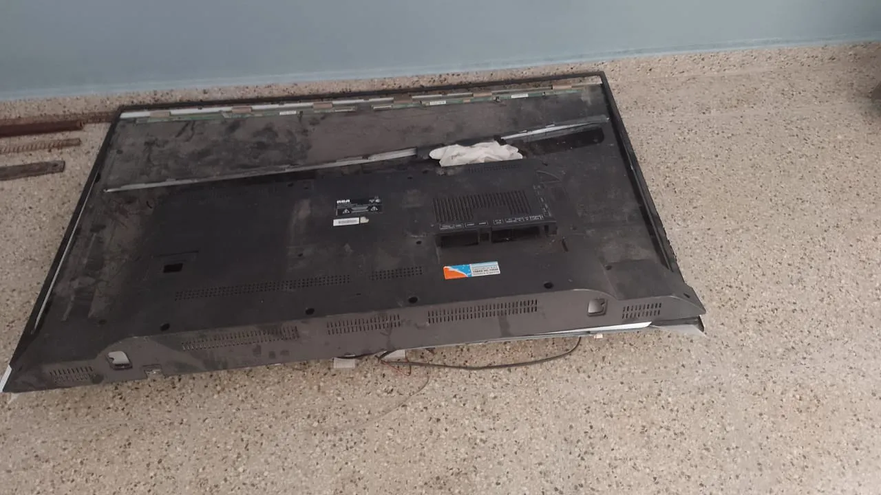 8e8bf3c9-d252-4ad2-af09-deeb42efce08