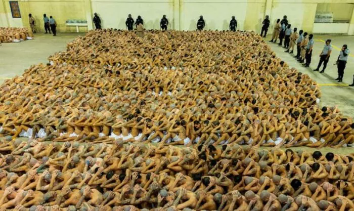 elsavadorcarcel-700x417