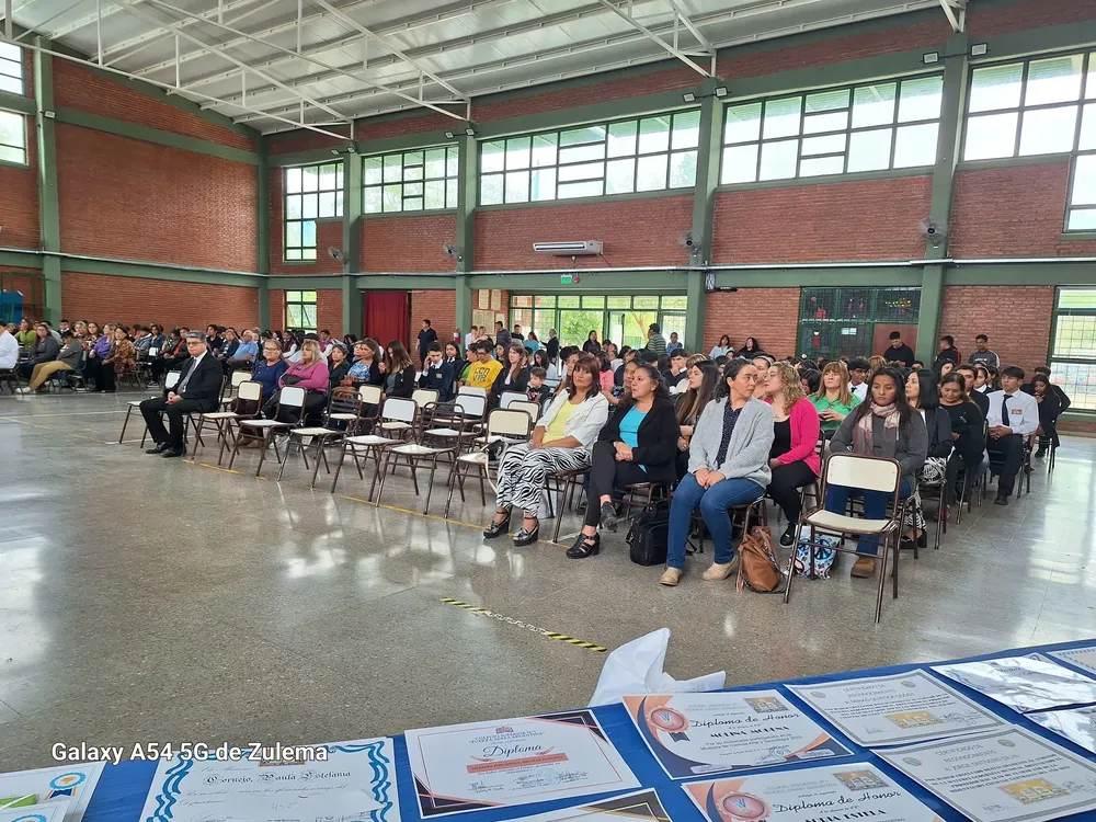 393730789_1702306353586393_1551524269618405008_n