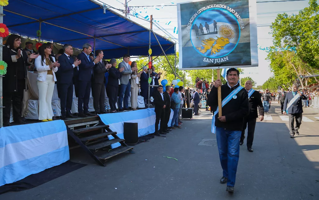 52381102574_cb11986773_b