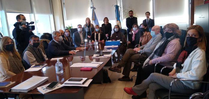 WhatsApp-Image-2022-06-02-at-9.28.30-AM-696x329 (1)