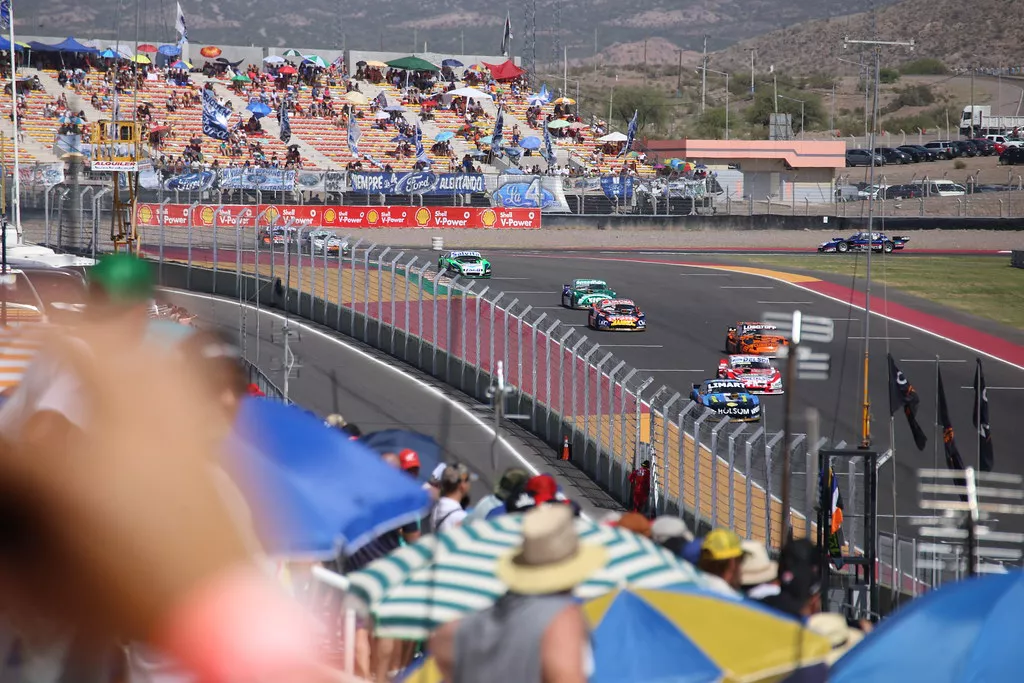 52558787554_ee04fae2c9_b