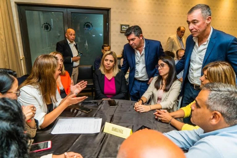 f768x1-339029_339156_5050