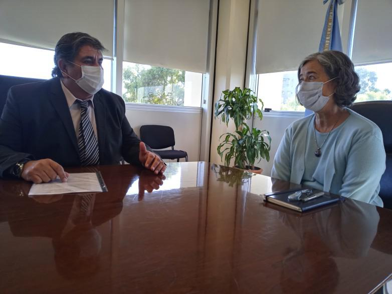 eac2fa506ab90bc79aaf4c5043dcd24b_L