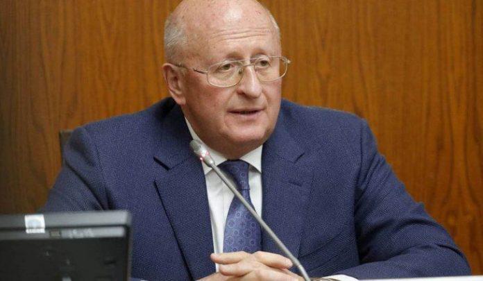 alexander-gintsburg-director-del-instituto-investigacion-epidemiologia-y-microbiologia-gamaleya-696x405