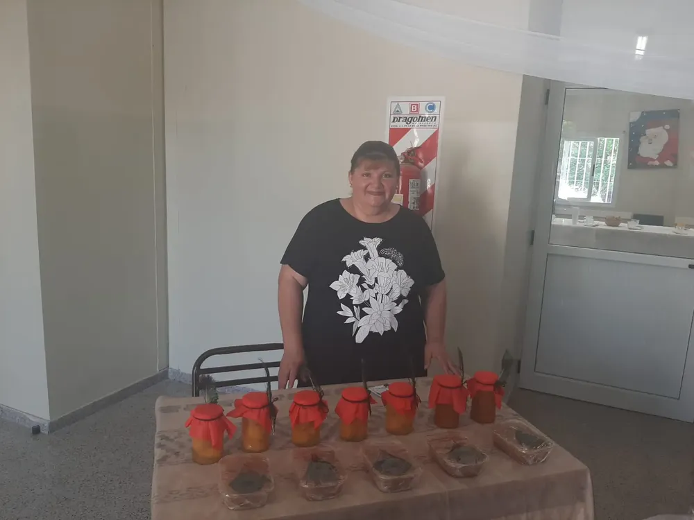 baf7b055-1cf5-463a-8557-6e23567f33b2