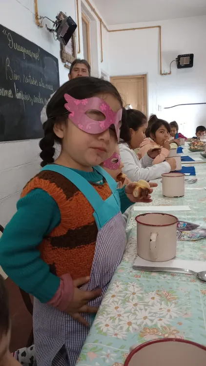 76cea410-e275-4f57-846d-f8d0cccfba65