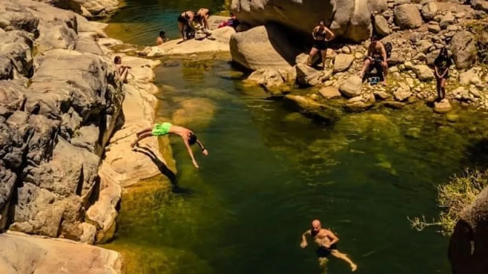 4d86e4892a7661497b530d4daa003274_XL