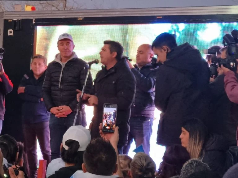 f768x1-345440_345567_5050