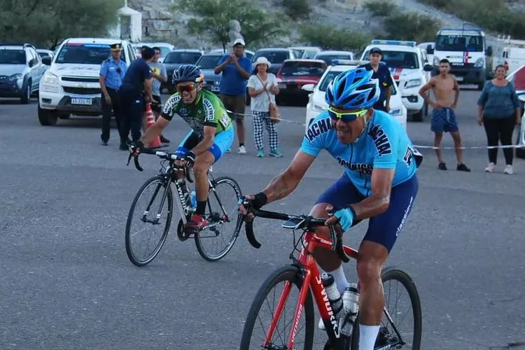 334125000_2244556859079389_4457880185131538816_n