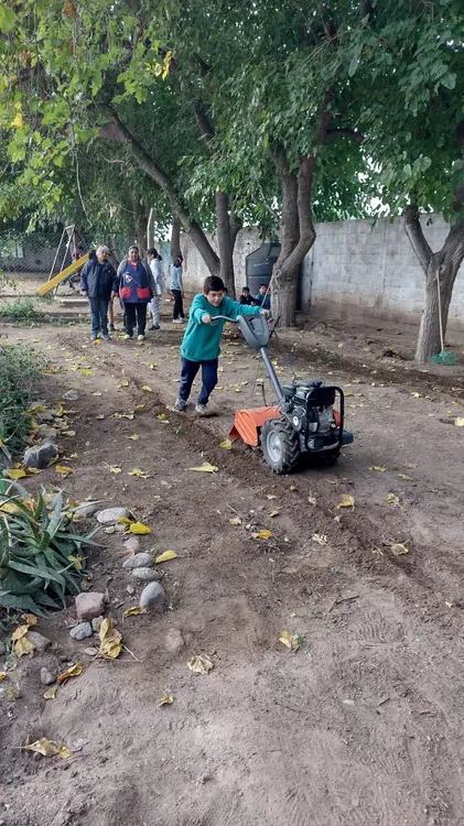 346070473_264470715964038_8674310617358000907_n