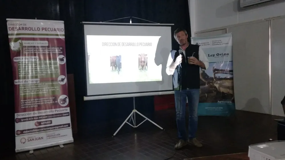 346259102_1068711467437060_6946254595494681325_n