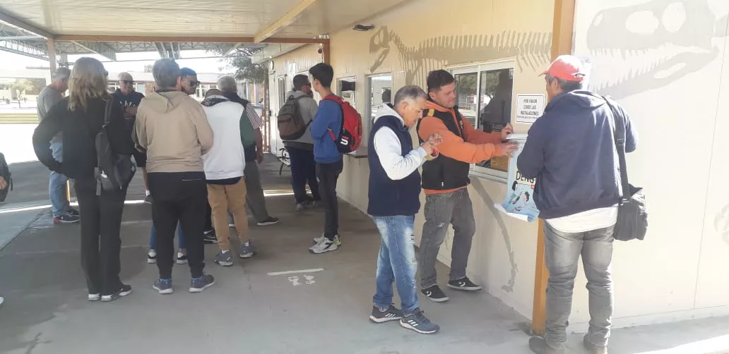 342536881_1942381702766624_2484818175424160861_n