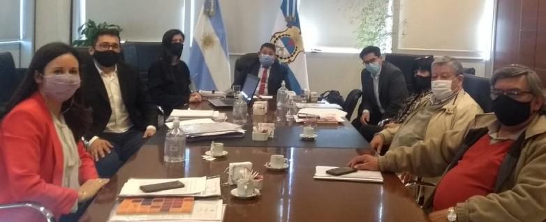 e106a45de6be929b3430bf045c947811_L