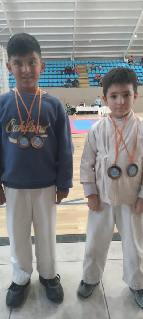 ea633182-0b0f-4caf-86f3-93363ea3af77