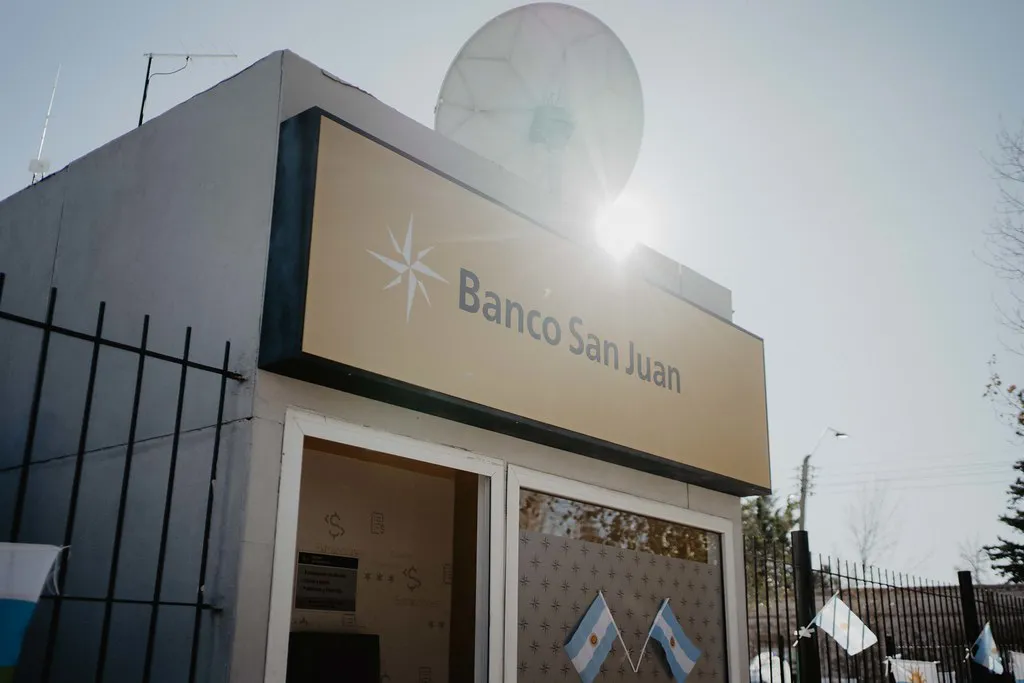 52975087783_2b190882c5_b