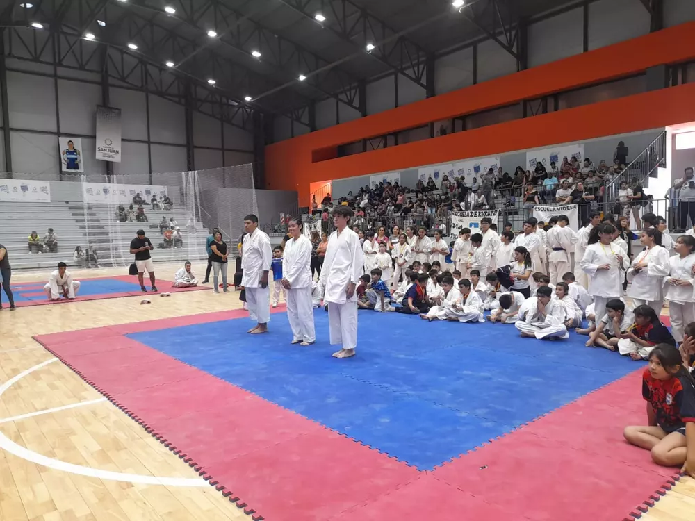 315641876_516359487185679_6968863690132005792_n