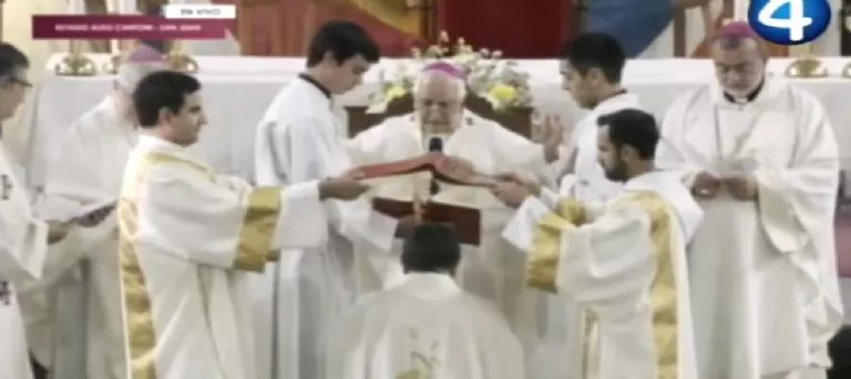 f768x1-324421_324548_5050