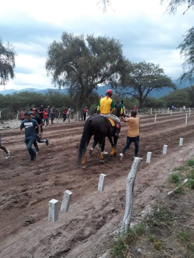 received_2003366526477546