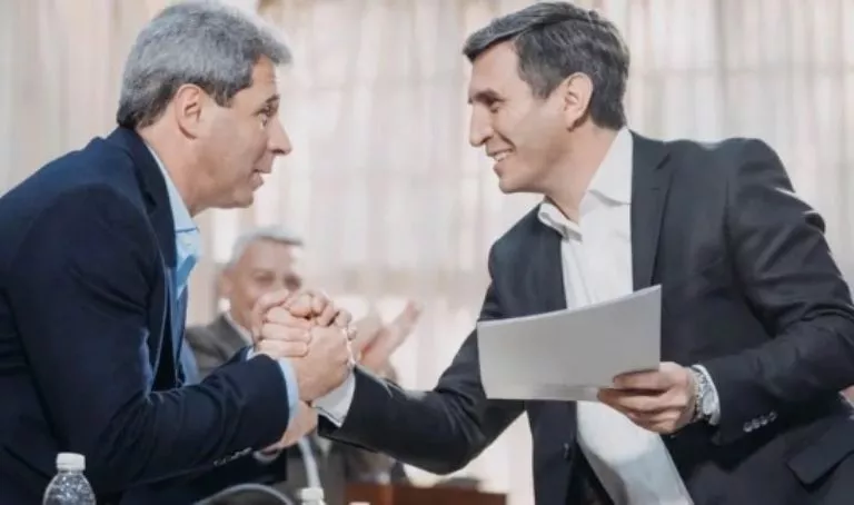 f768x1-335518_335645_4832