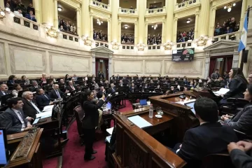 senadores1306-360x240