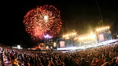 fiesta-del-sol-espectaculo-final-conectados-4jpeg