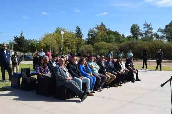 434464213_829454039209554_1410641740922531423_n