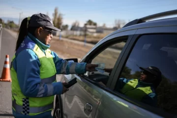 28e5d3995b2ab4e624947cf0bb306fc4_L-360x240