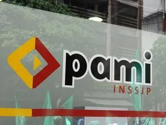 pami123_crop1547422280608_crop1657751960949_crop1701991771562