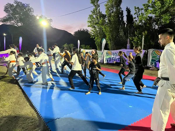 464742724_967004558787834_3676913436969936226_n